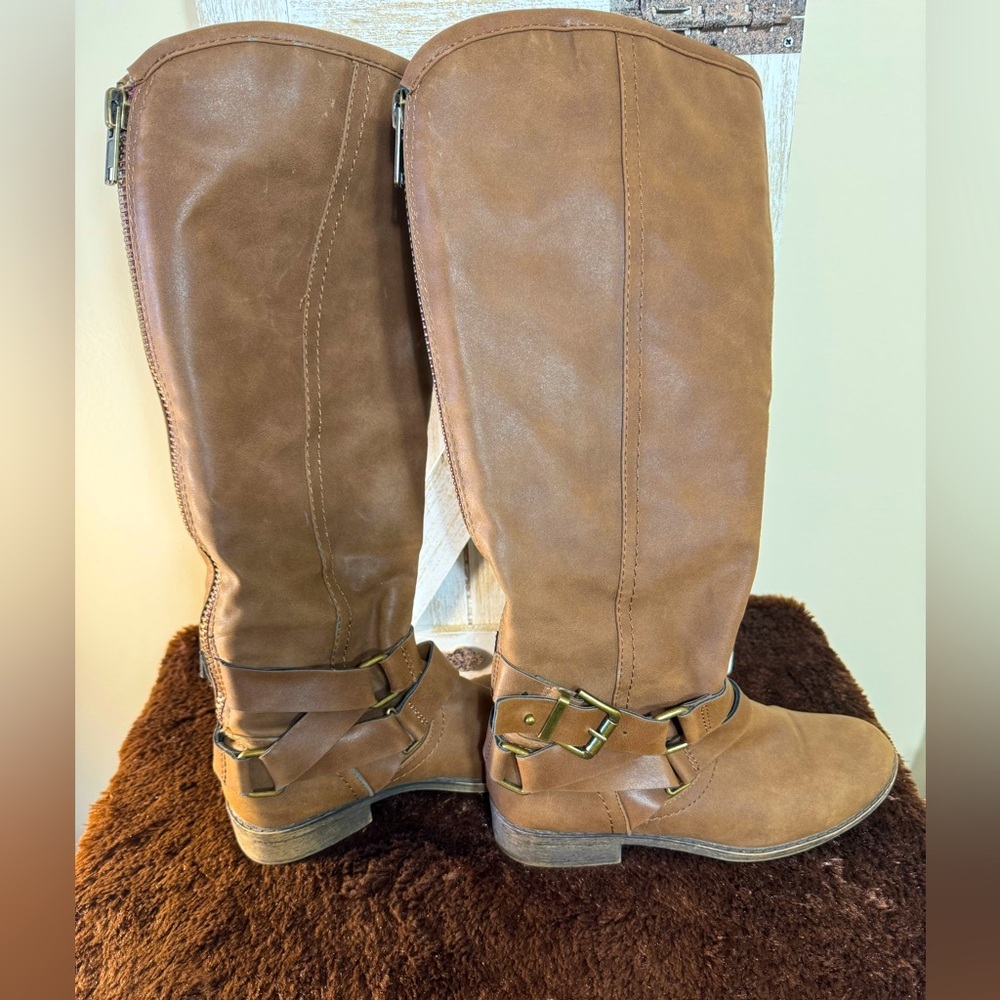 Madden Girl Brown Synthetic Back Zip Knee High size‎ 6